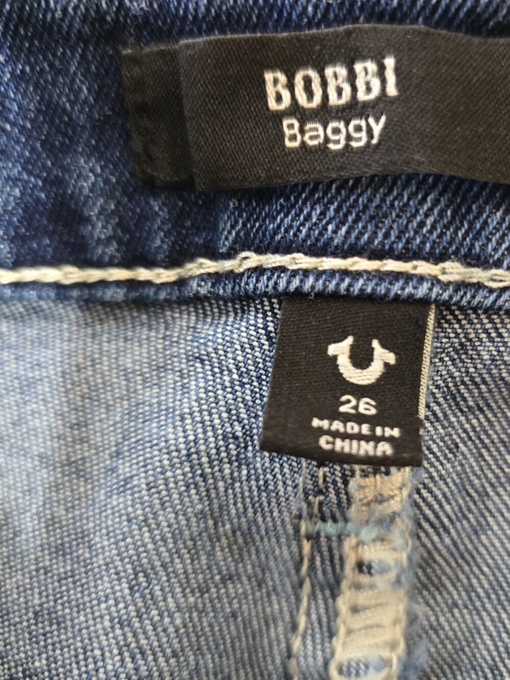 True Religion Wmns Bobbi Mid Rise Baggy Jeans Med Blaze Wash MSRP $164 Sz 26 NWT - Picture 8 of 10